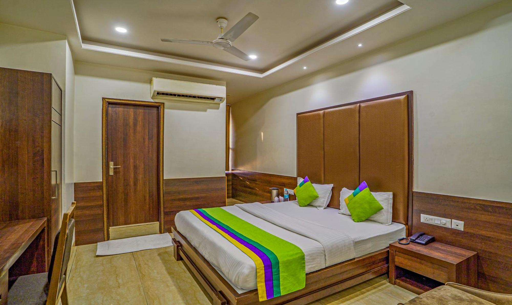 Hotel Treebo Bliss Divisione di Divisione di Jaipur Esterno foto