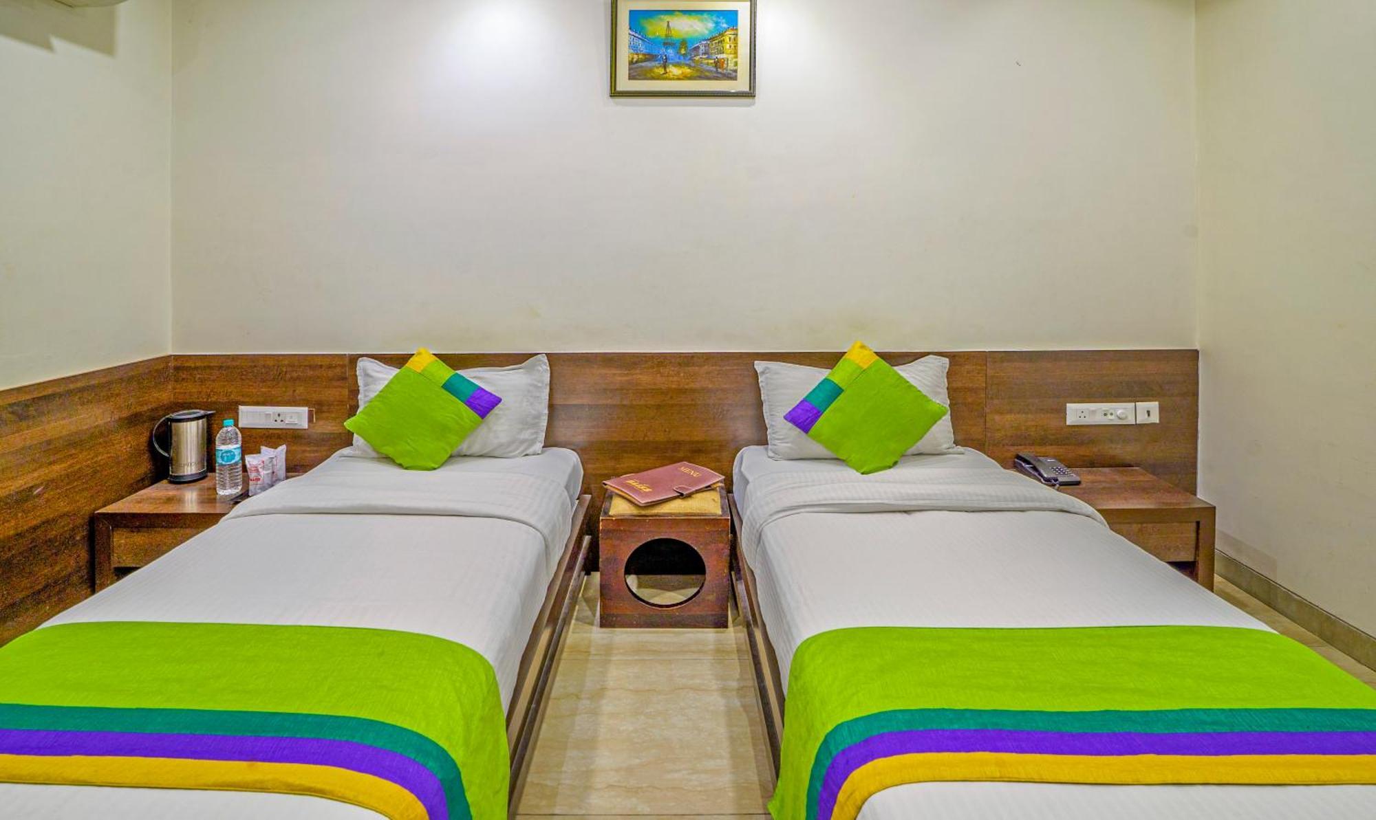 Hotel Treebo Bliss Divisione di Divisione di Jaipur Esterno foto