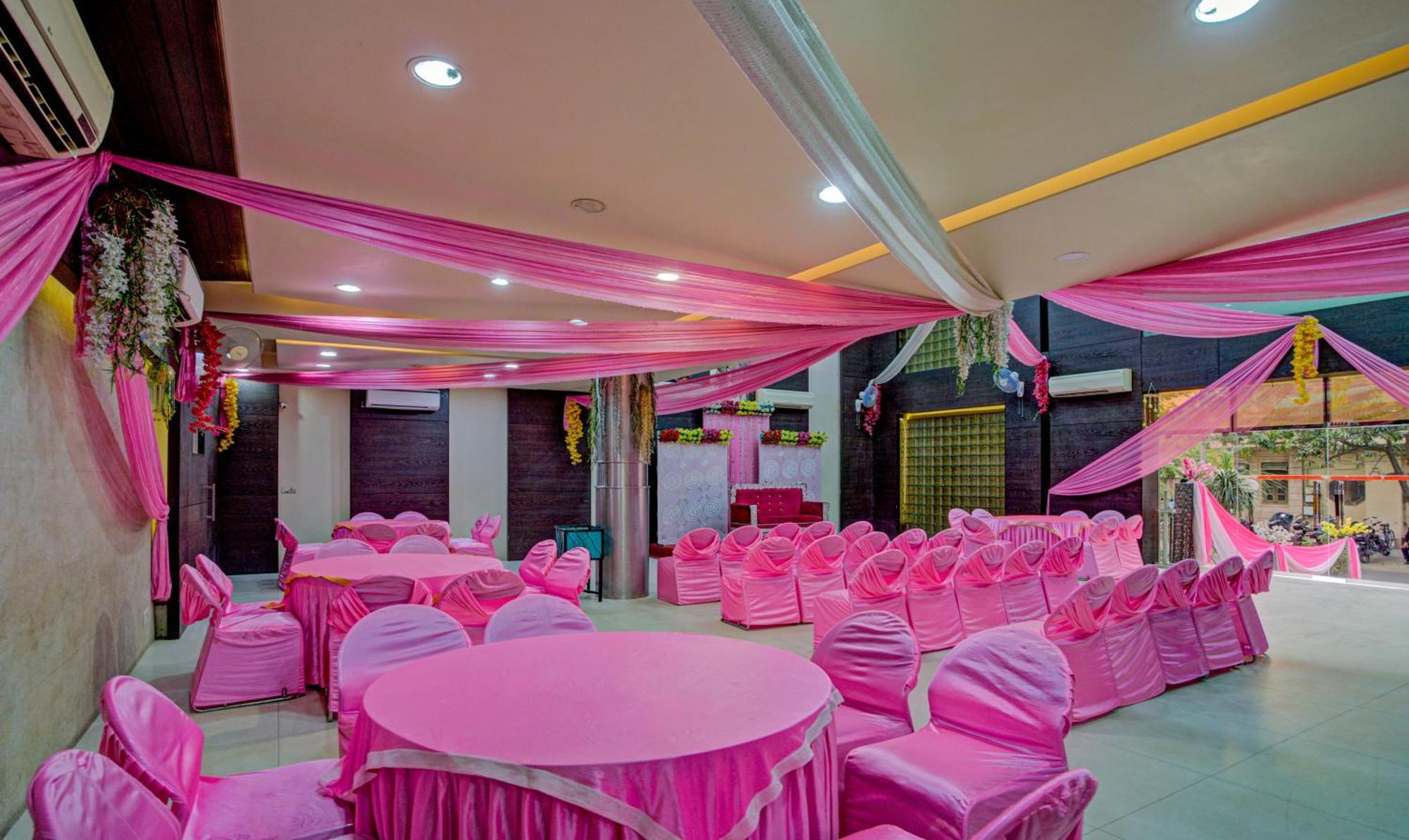Hotel Treebo Bliss Divisione di Divisione di Jaipur Esterno foto