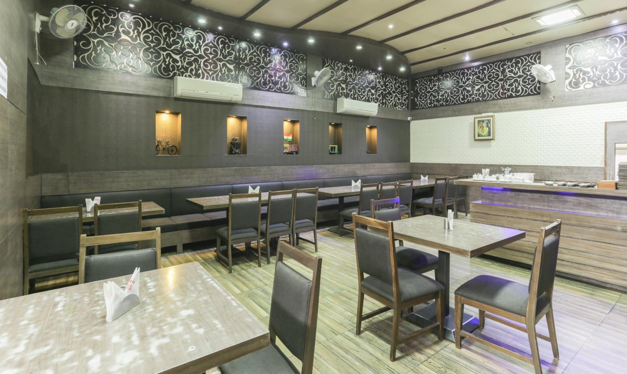 Hotel Treebo Bliss Divisione di Divisione di Jaipur Esterno foto