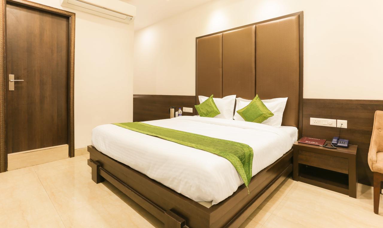Hotel Treebo Bliss Divisione di Divisione di Jaipur Esterno foto
